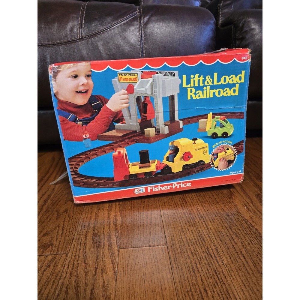 Fisher Price Little People Lift and Load Railroad #943 near complete - Picture 13 of 16